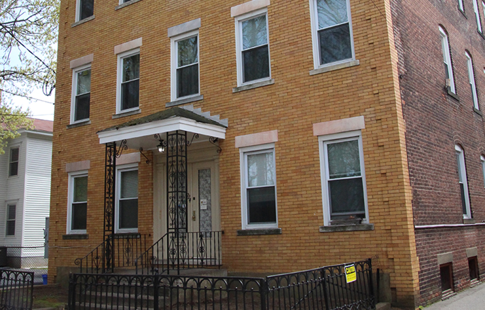 Press|Cuozzo completes $1.325 million sale of six-unit apartment building